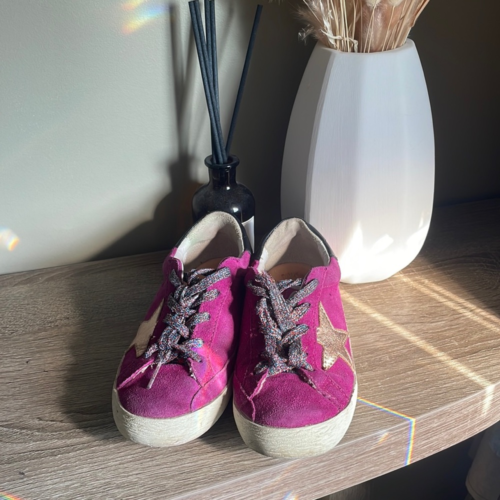 EUC Girl's Golden Goose shoes/sneakers size 31